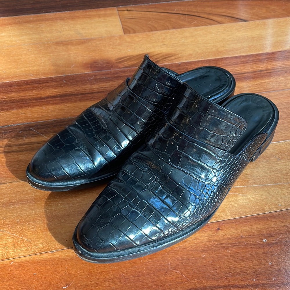 Freda Salvador Keen Mules - Black Croc